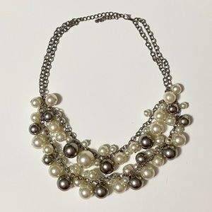 ✨2/$20 🦪 Pearl Statement Necklace